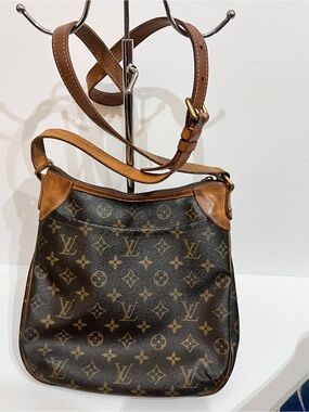 Louis Vuitton Odeon GM Monogram Canvas Brown Shoulder Bag